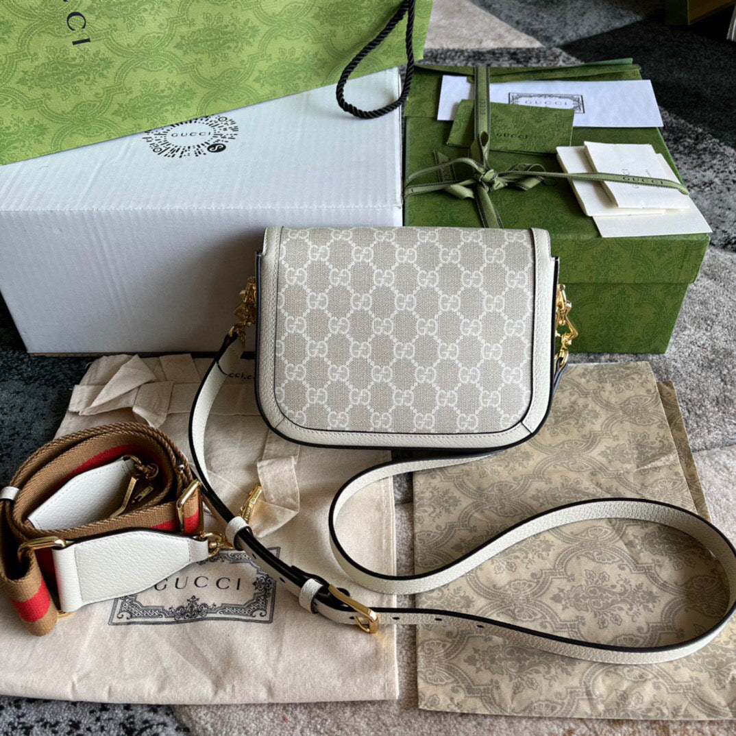 BOLSA HORSEBIT ALL WHITE - 20 CM