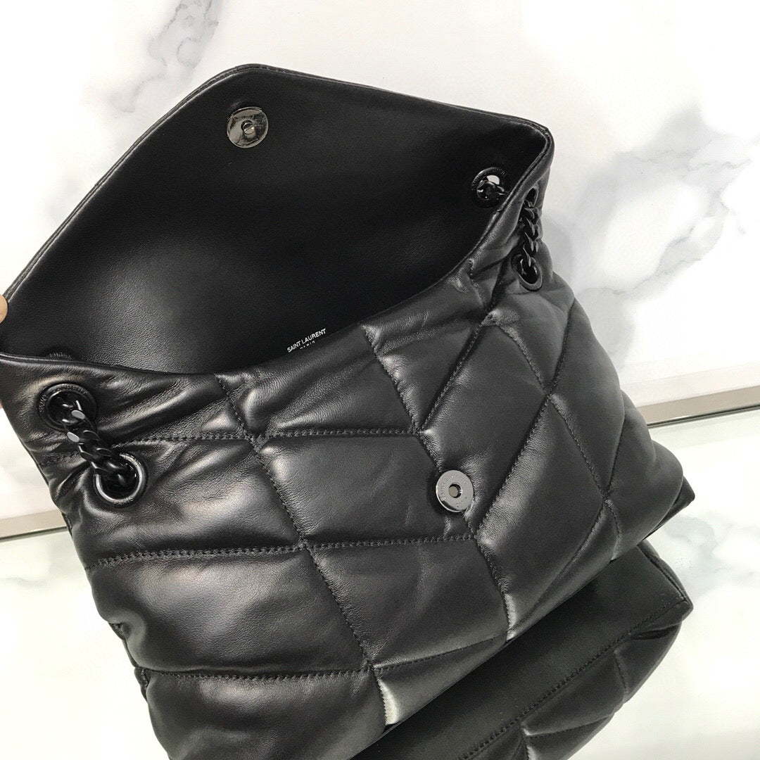 BOLSA PUFFER ALL BLACK - 23 CM