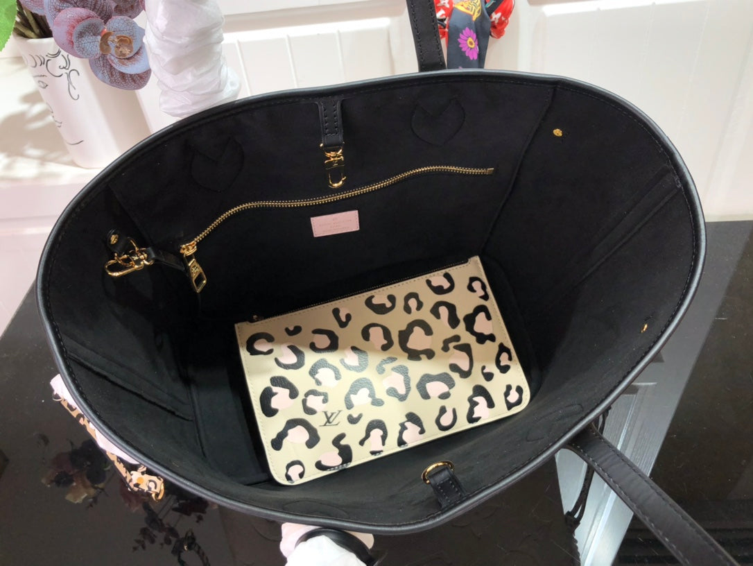 BOLSA NERVERFULL - 32 CM