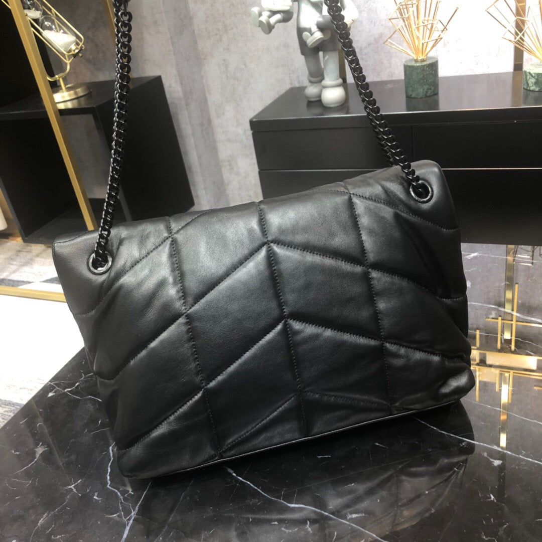 BOLSA PUFFER ALL BLACK - 23 CM