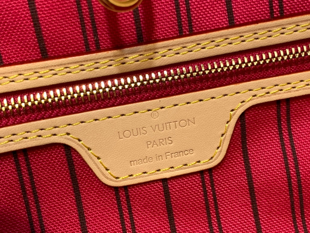 BOLSA NERVERFULL INTERIOR ROSA - 32 CM