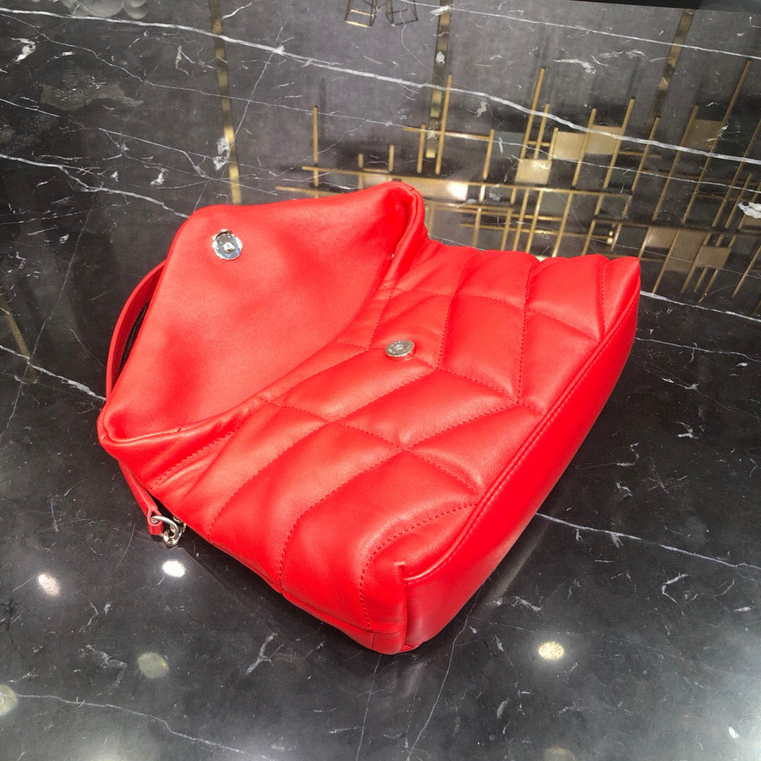 BOLSA PUFFER VERMELHA COM PRATA - 23 CM