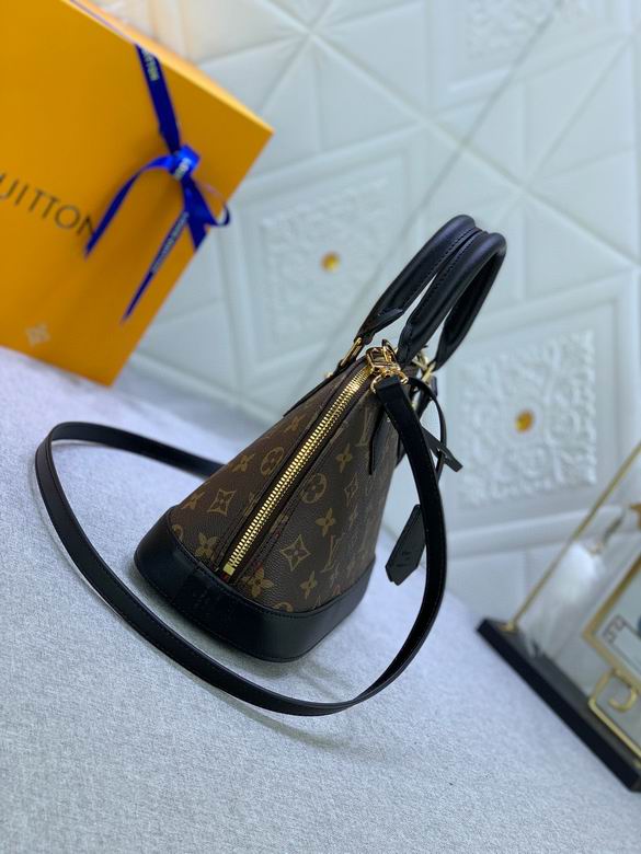 BOLSA ALMA MONOGRAMA PRETA - 25 CM