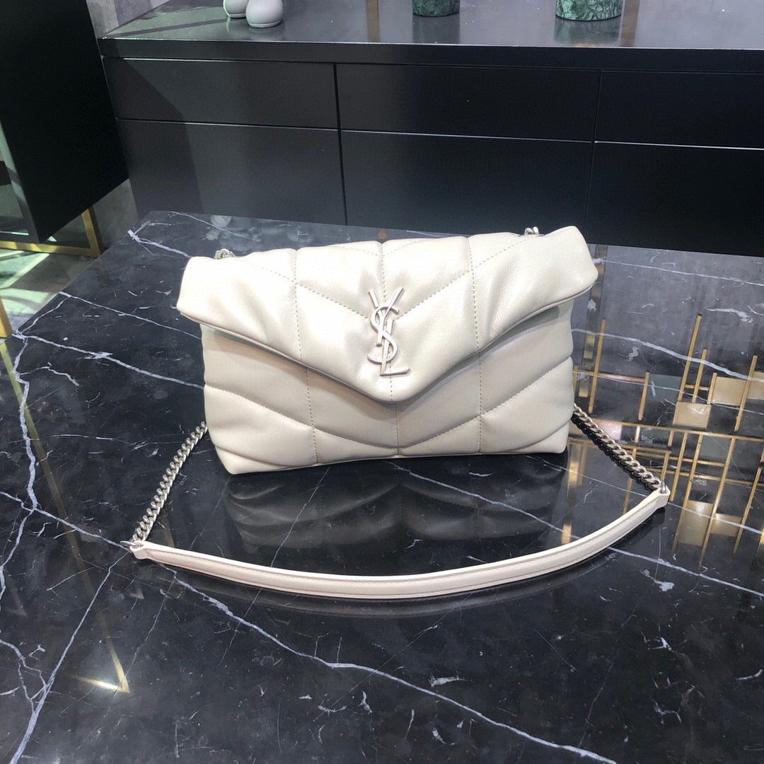 BOLSA PUFFER ALL WHITE - 23 CM