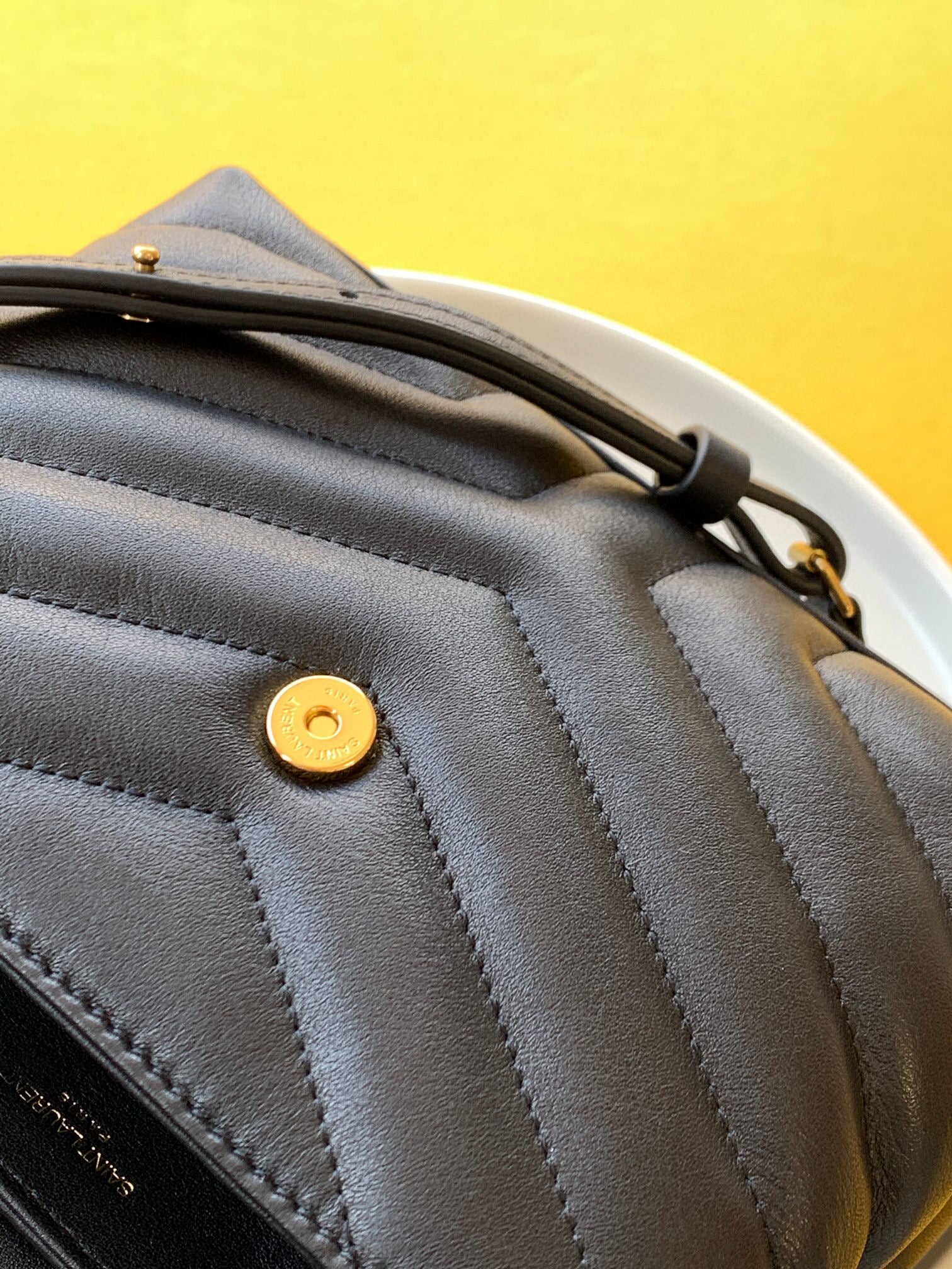 BOLSA LOULOU PRETA - MAIS VENDIDA