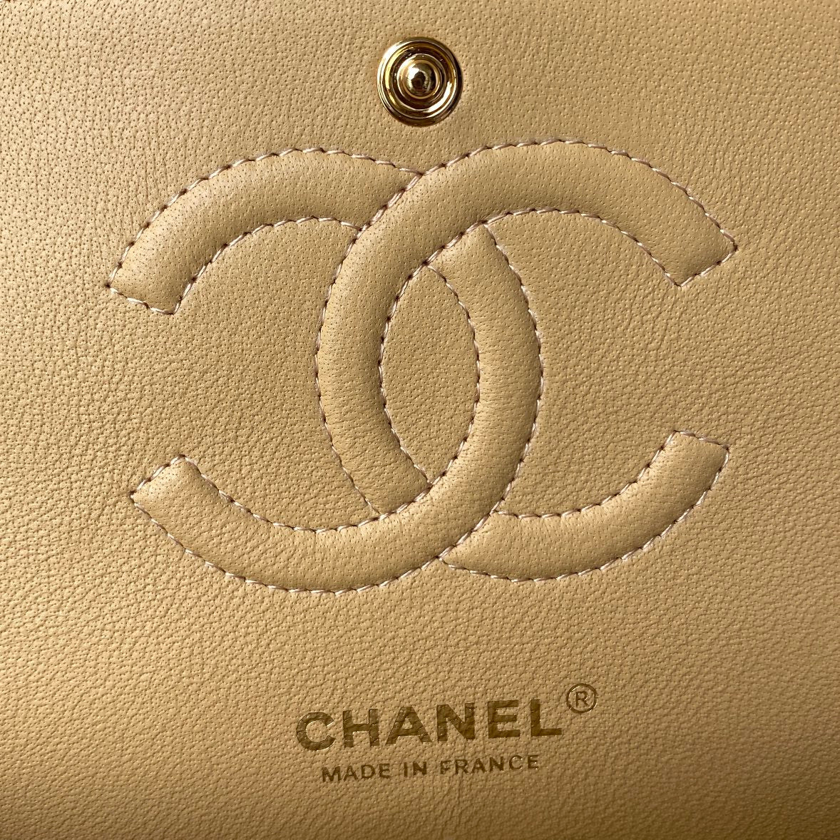 BOLSA CHANEL CAVIAR - DOURADA