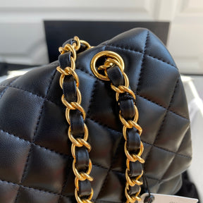 BOLSA CHANEL PRETA LISA - DOURADA = MAIS VENDIDA