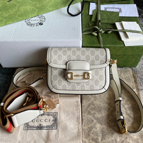 BOLSA HORSEBIT ALL WHITE - 20 CM