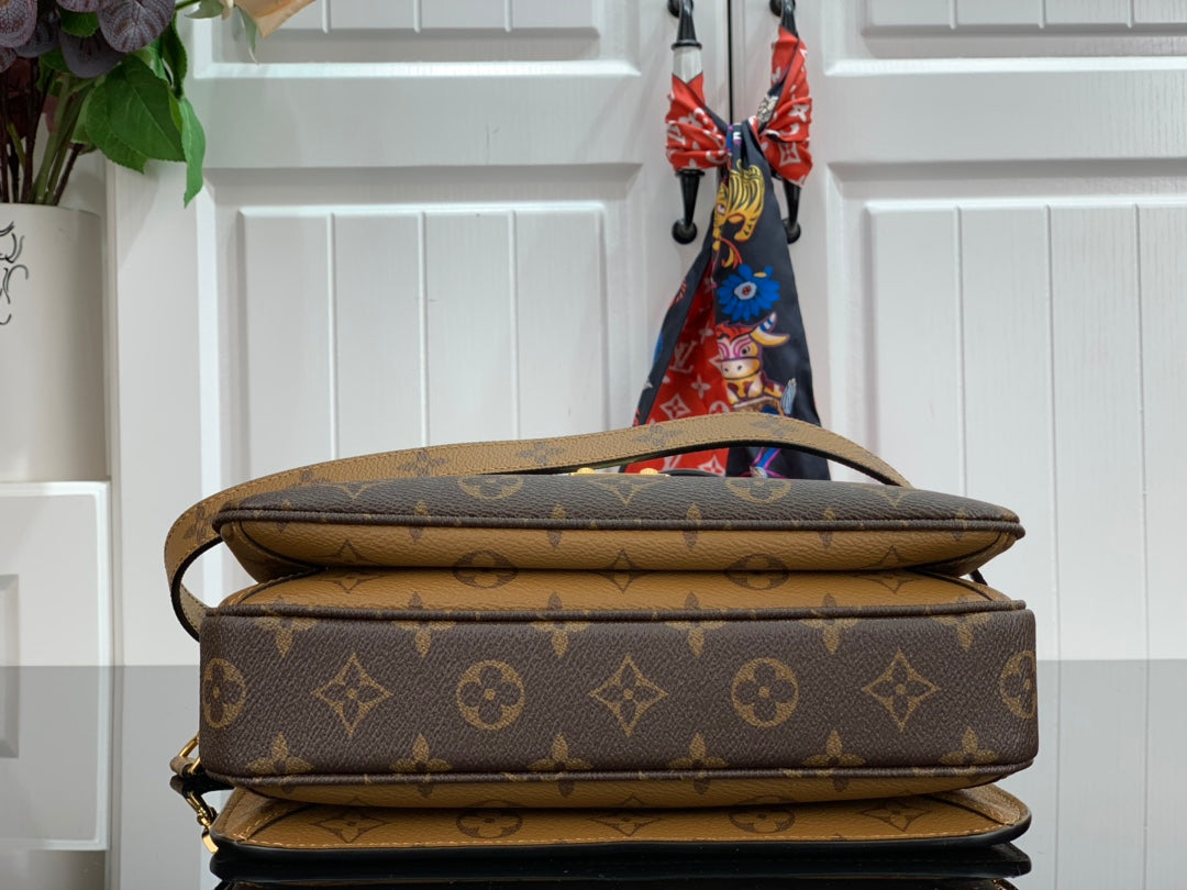 BOLSA METIS REVERSE - 25 CM = MAIS VENDIDA