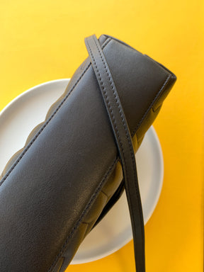 BOLSA LOULOU PRETA - MAIS VENDIDA