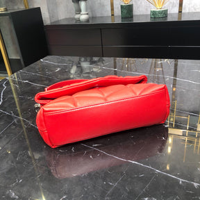 BOLSA PUFFER VERMELHA COM PRATA - 23 CM