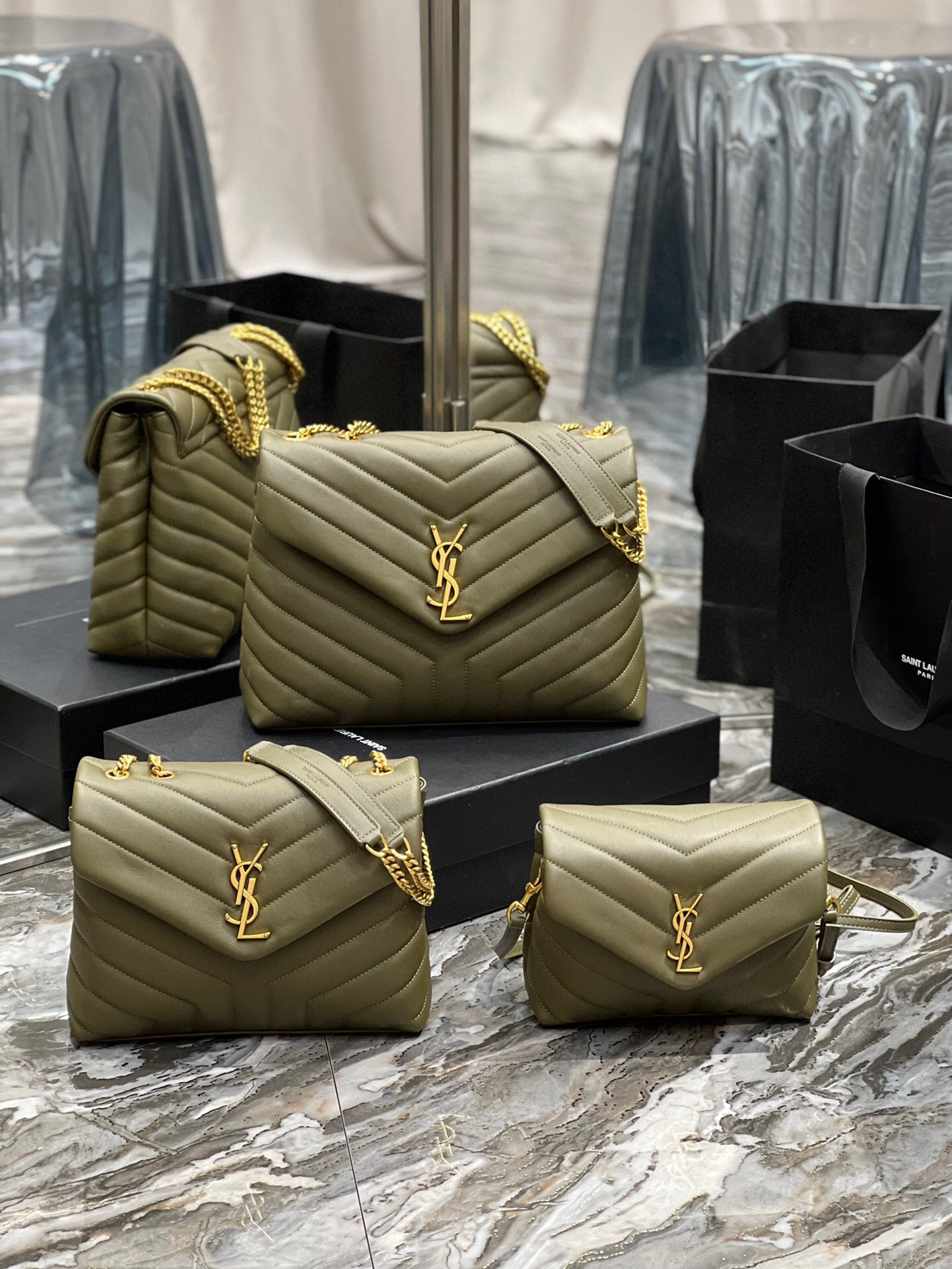 BOLSA LOULOU ESPECIAL - 24 CM