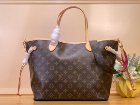 BOLSA NERVERFULL INTERIOR ROSA - 32 CM