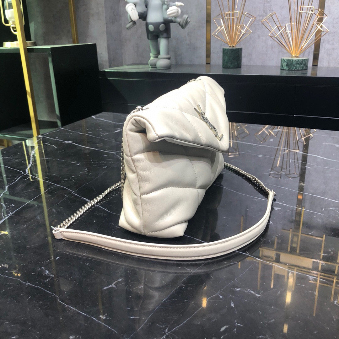 BOLSA PUFFER ALL WHITE - 23 CM