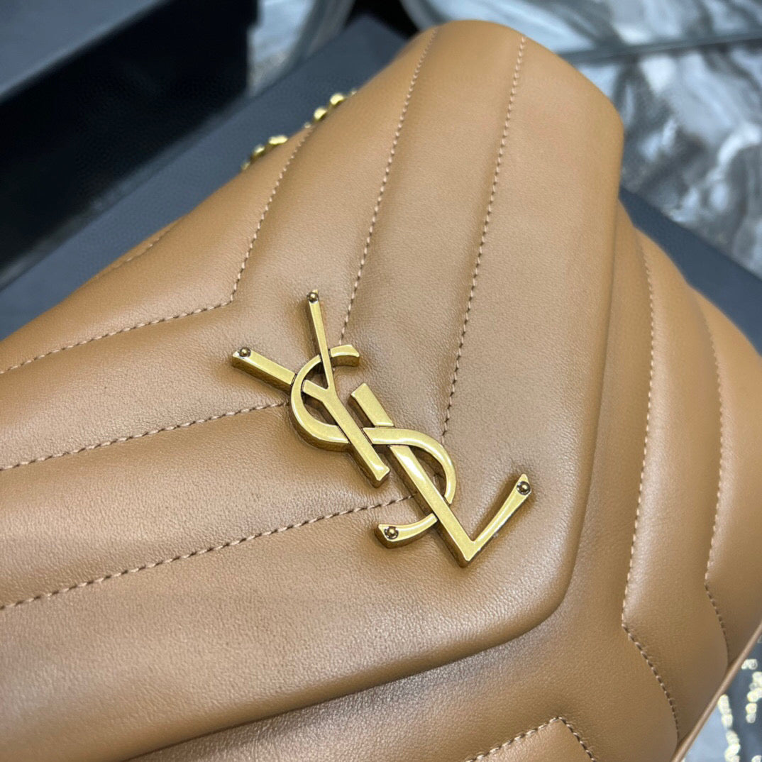BOLSA LOULOU MARROM - 24 CM