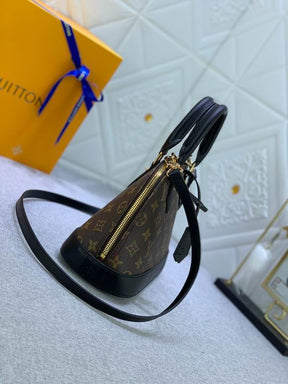 BOLSA ALMA MONOGRAMA PRETA - 25 CM