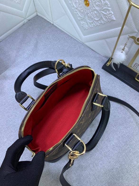 BOLSA ALMA MONOGRAMA PRETA - 25 CM