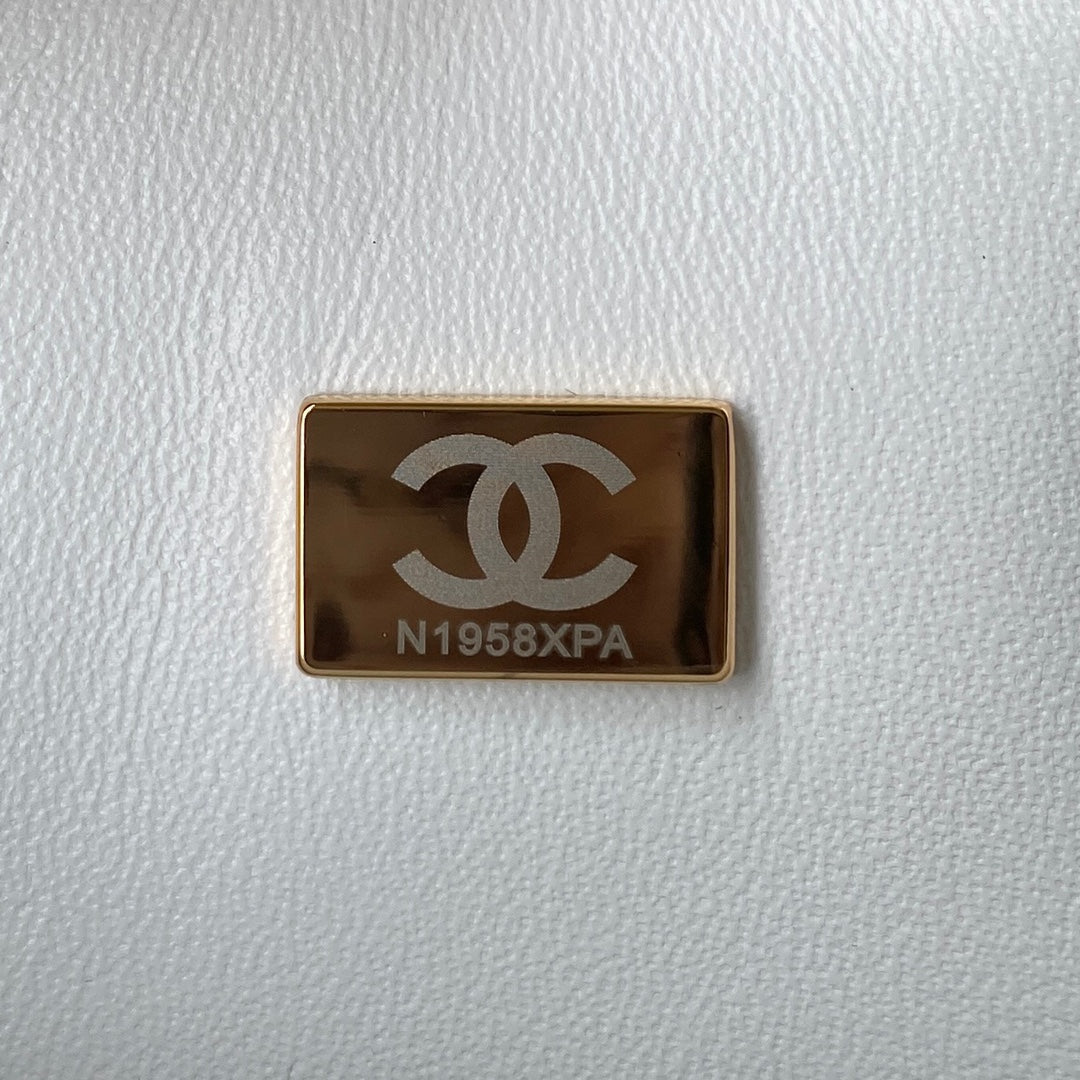 BOLSA CHANEL CAVIAR - DOURADA