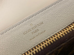 BOLSA DAUPHINE BRANCA - 25 CM